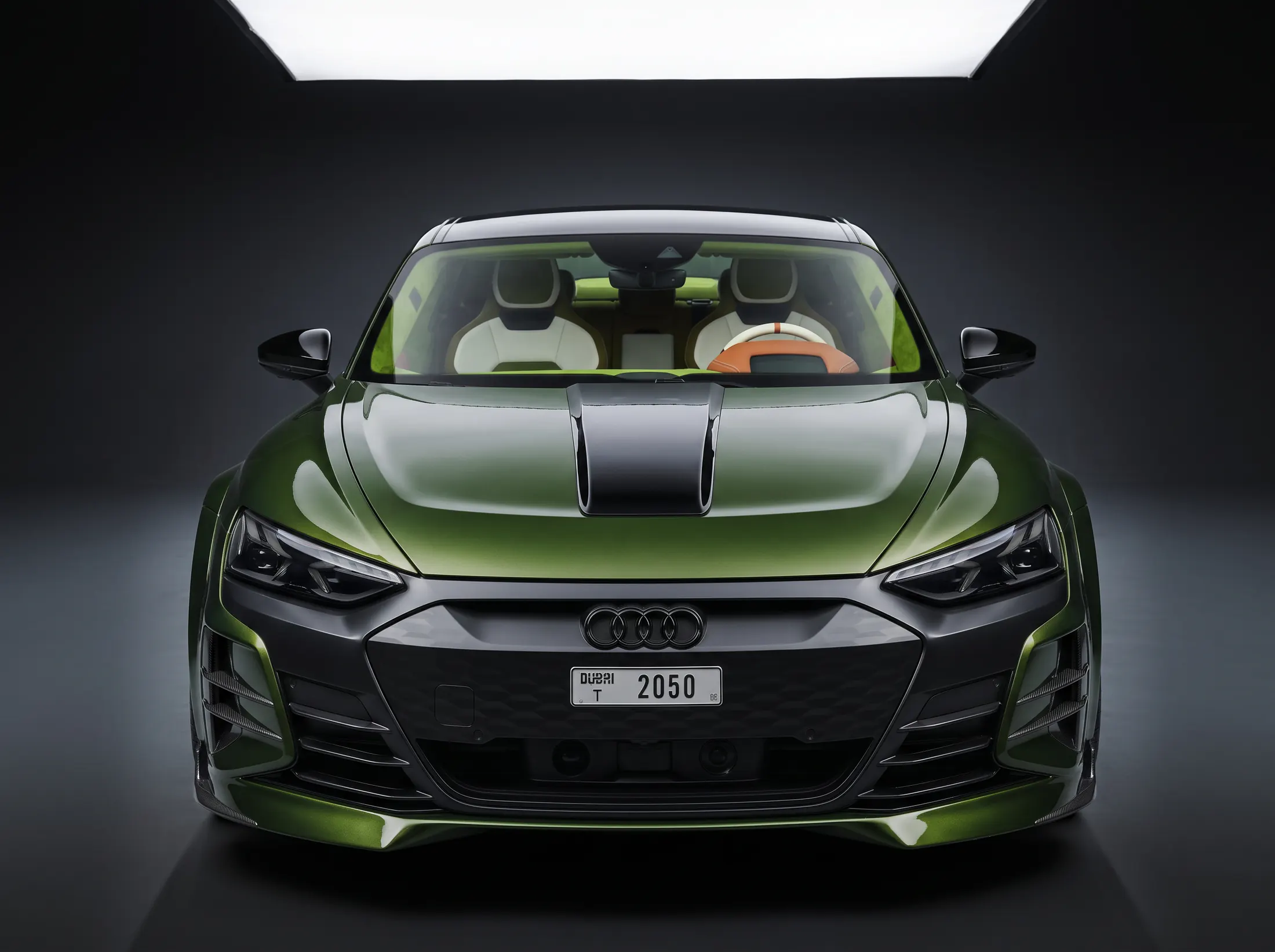 Audi RS e-tron GT, front, green with carbon bonnet vent